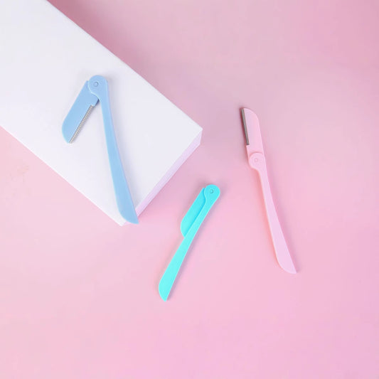 Foldable Eyebrow Razor With Guard
